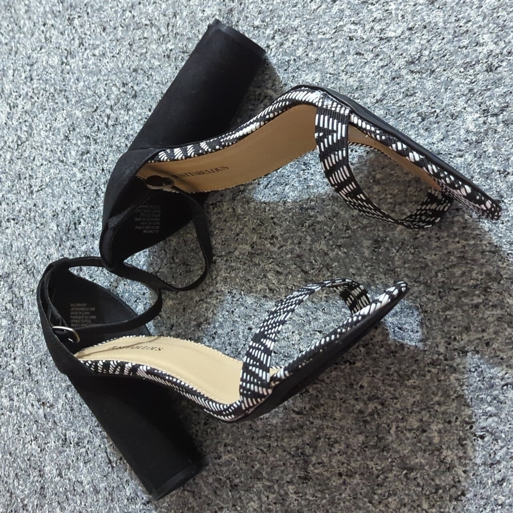New!!! Dress Sandals
